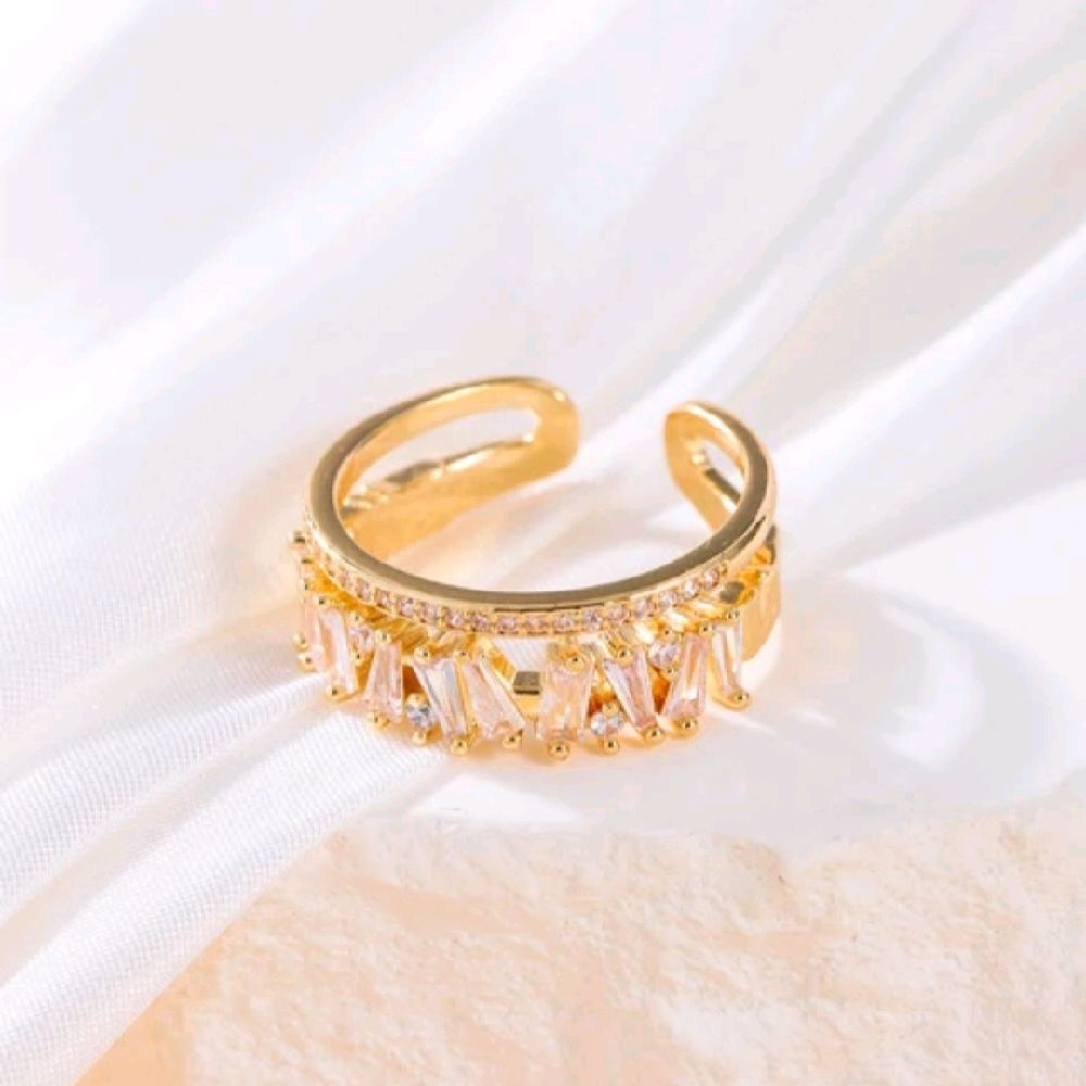 Luxury Zircon Double Layer Adjustable Ring.