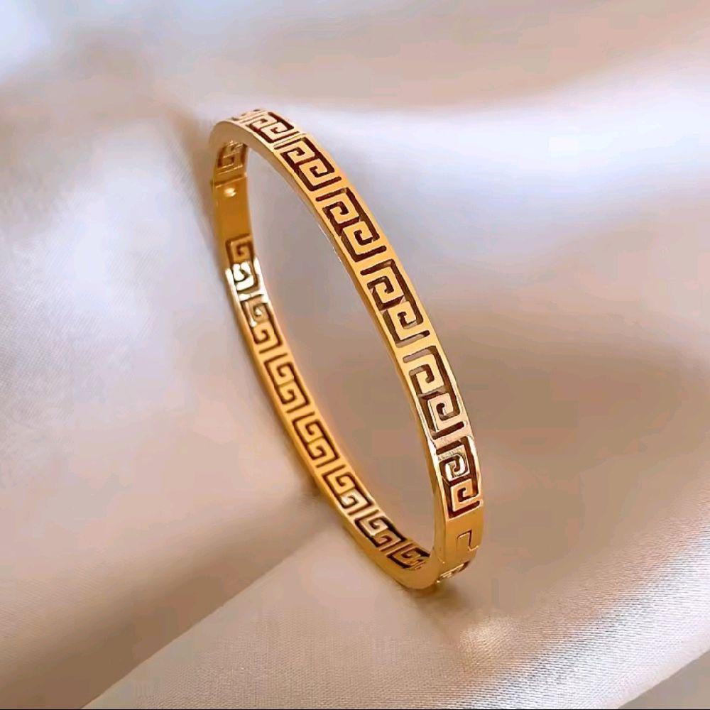 Greek Style Bangle 18kgp Tarnish Free Gold Design Bracelet