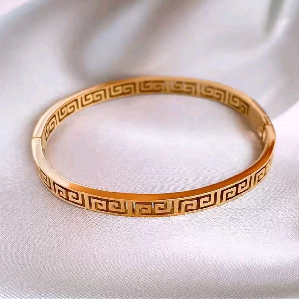 Greek Style Bangle 18kgp Tarnish Free Gold Design Bracelet