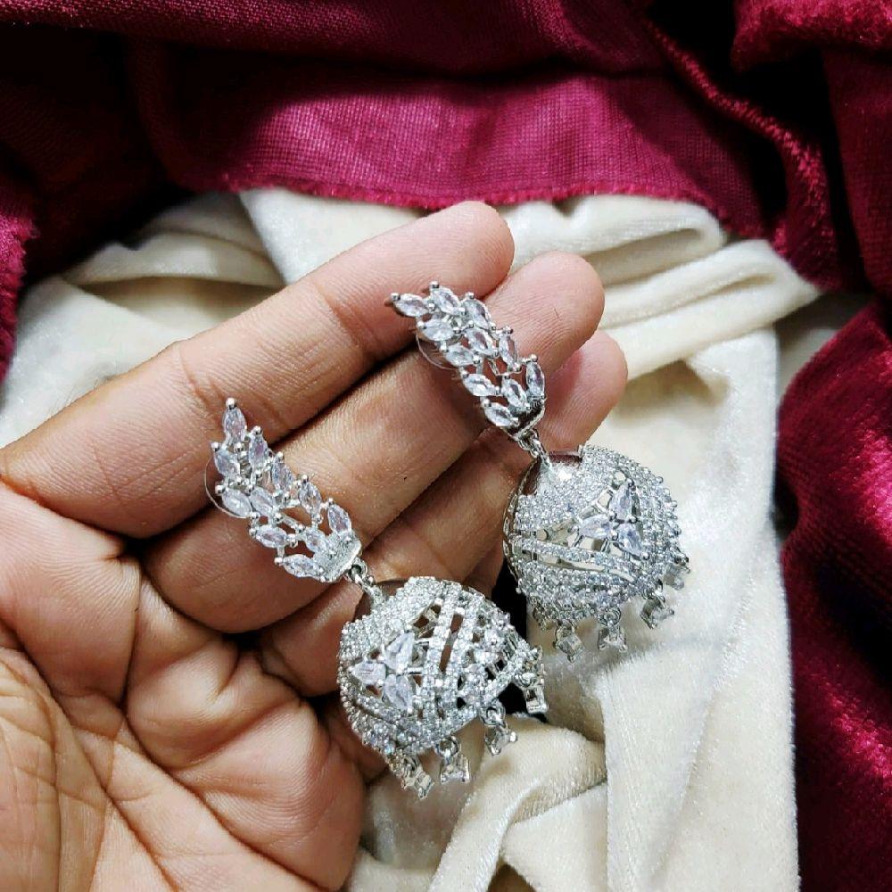 Luxury Leaf Drop Earrings