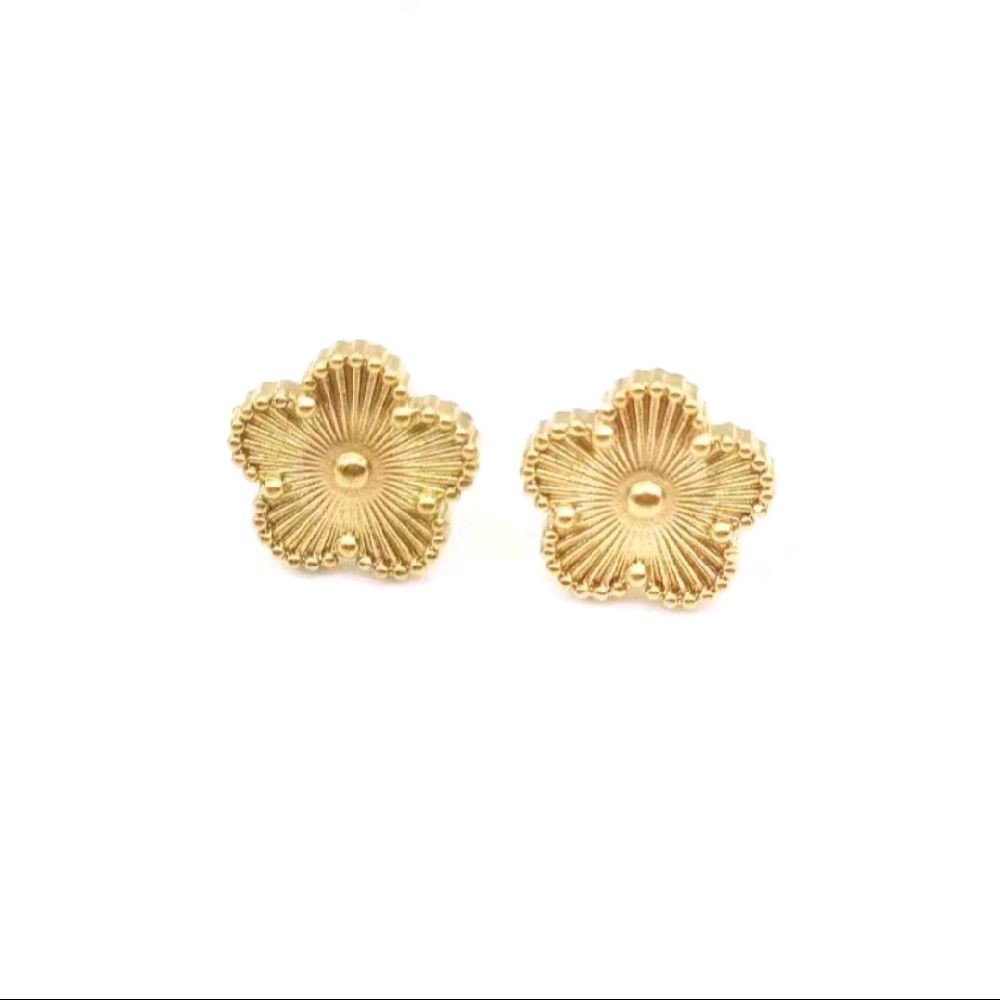 Clover Necklace Bracelet and Earrings Set in Gold Finish Perfect for Daily Wear Fashion Accessories