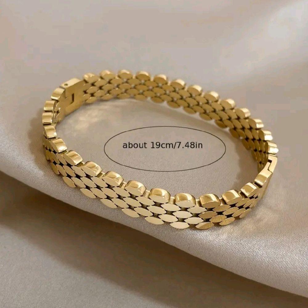Multi-layer Oval Shape Bangle