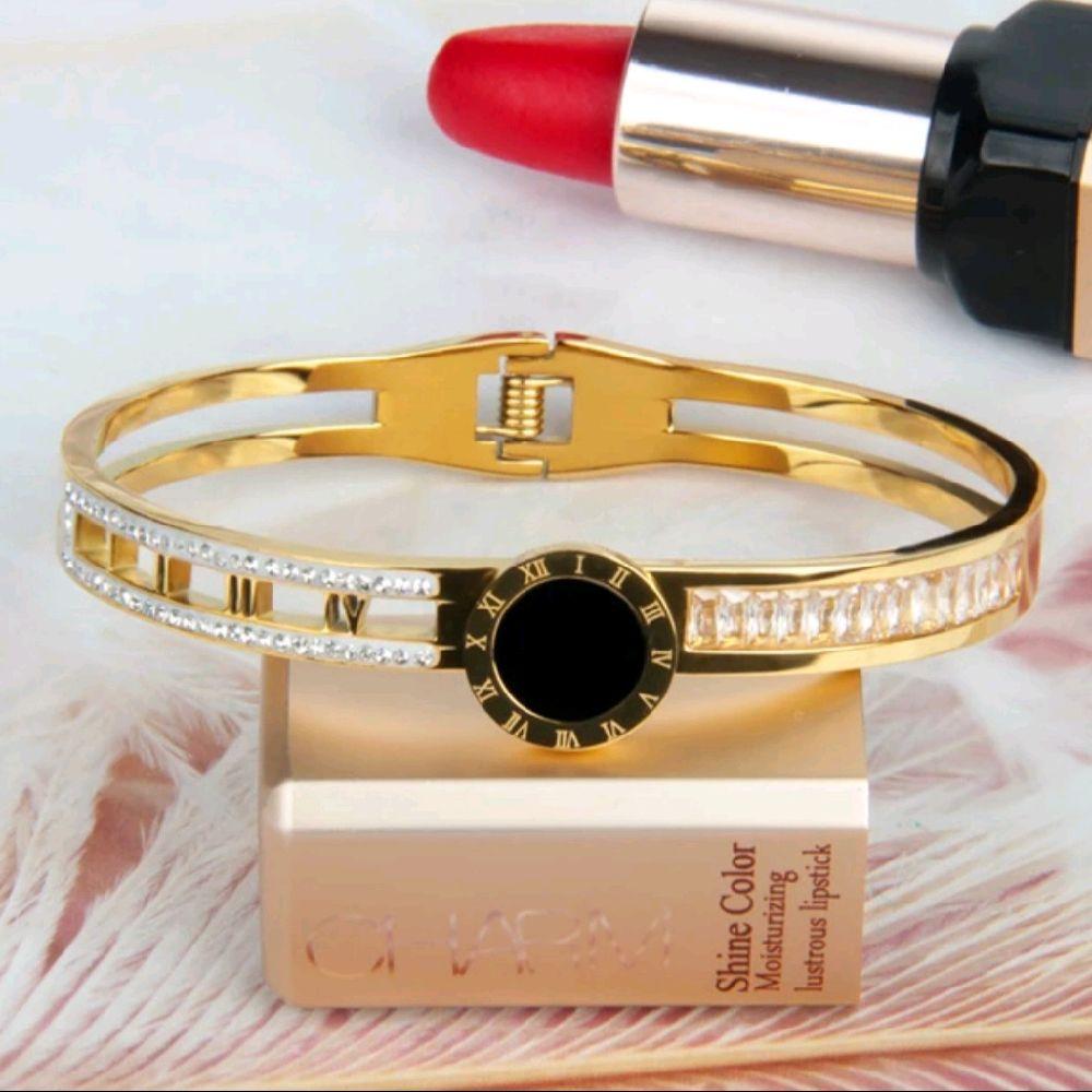 Gold Roman Dial Bangle
