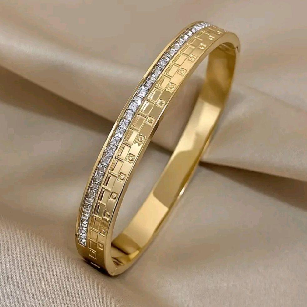 Gold Plated Stainless Steel Bangle - Elegant Design with Sparkling Details on Gold and Silver Options
