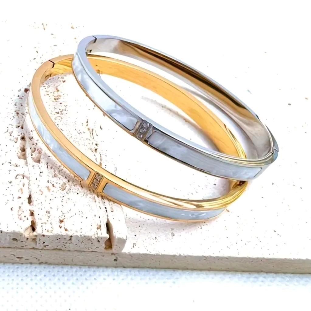 Mother of pearl Bangle