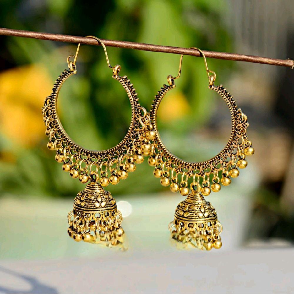 Round Bell Tassel Earrings