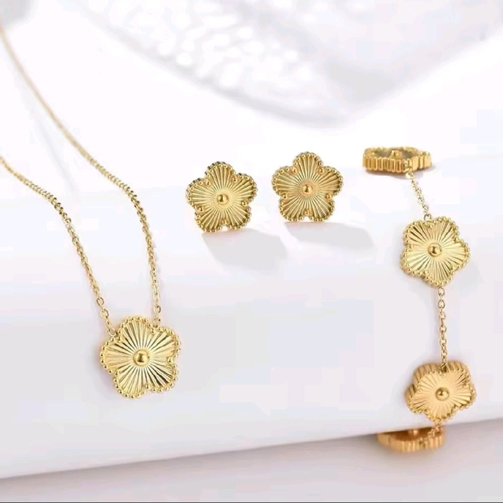Clover Jewellery Set