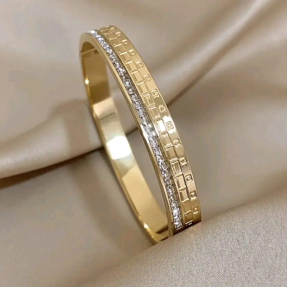 Luxury Gold & Silver crystal bangle