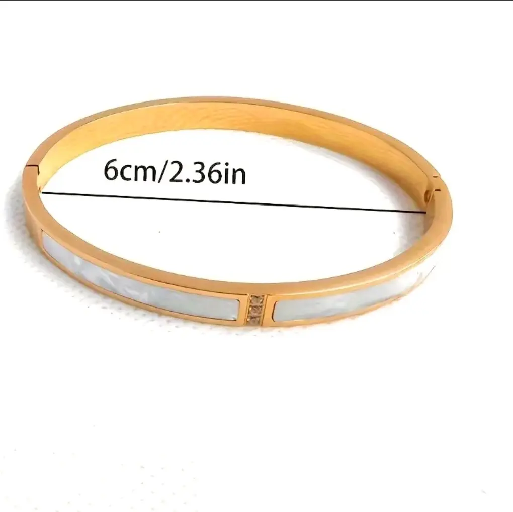 Mother of pearl Bangle