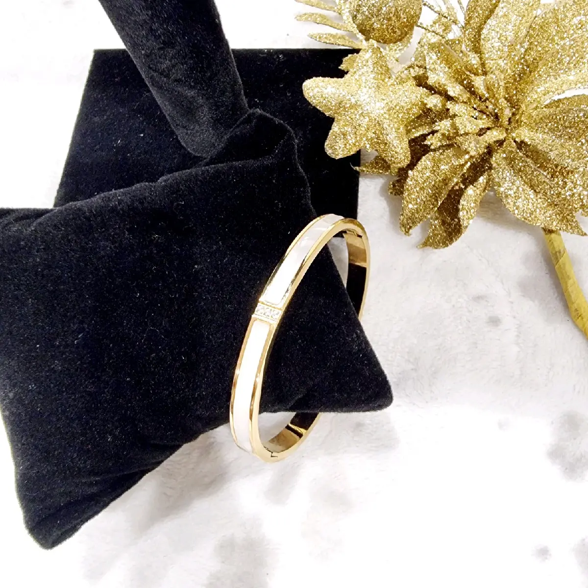 Mother of pearl Bangle