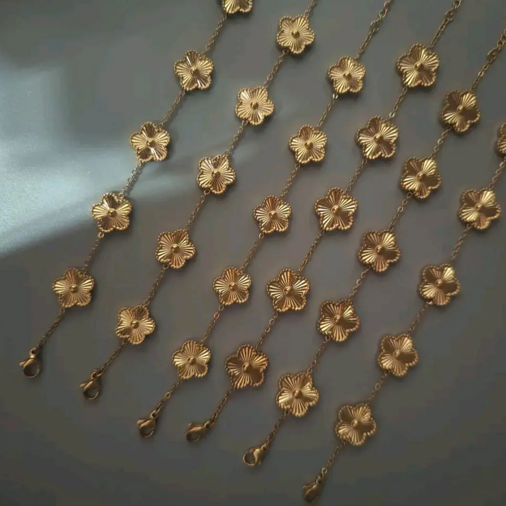 Gold Floral Chain Bracelet