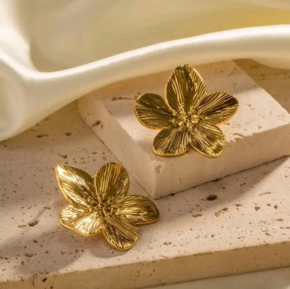 Gold Floral Stud Earrings