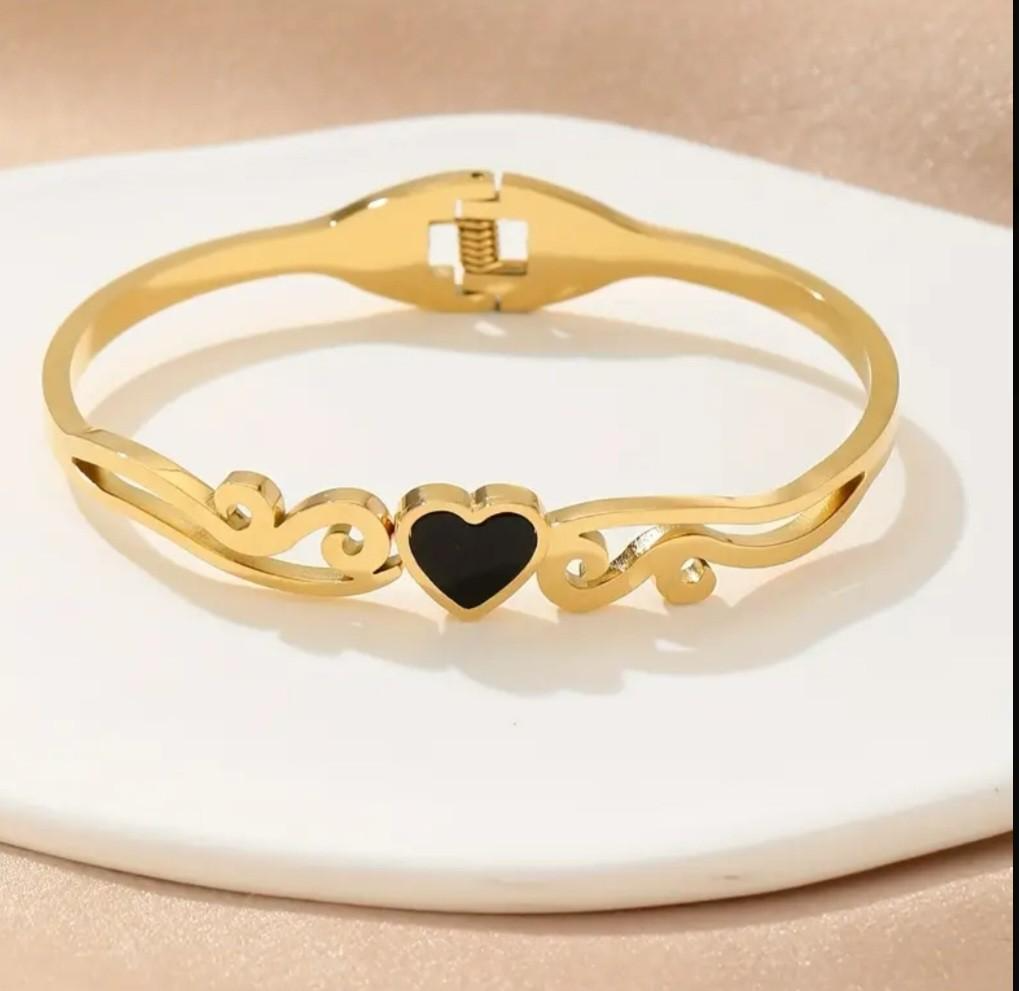 Gold Black Heart Bangle