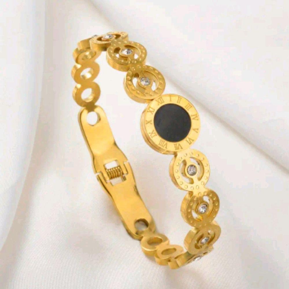 Beautiful Bangle - Women's Fashion Accessory