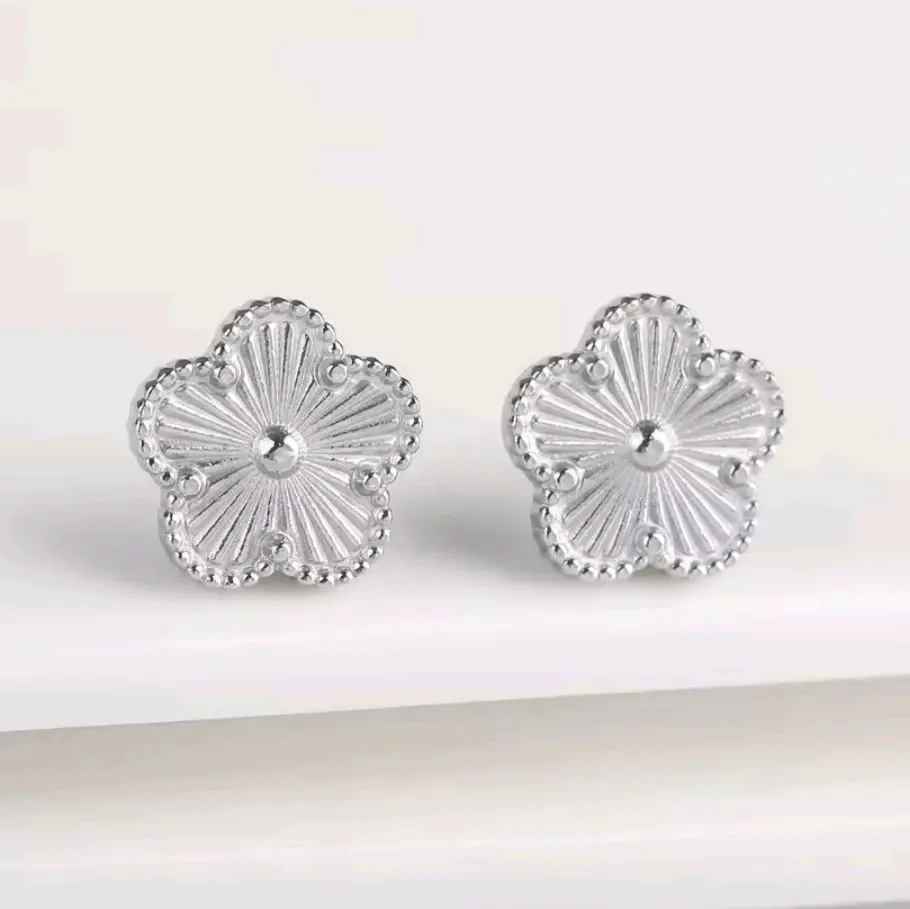 Clover Bracelet with Earrings