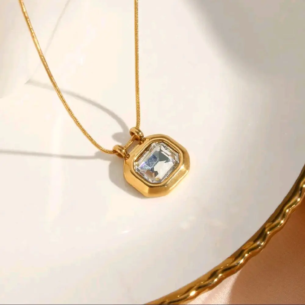 Gold Crystal Pendant Necklace