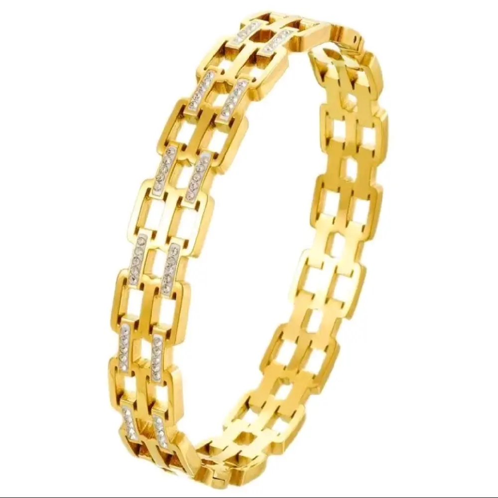 Delicate Gold Shine Bangle