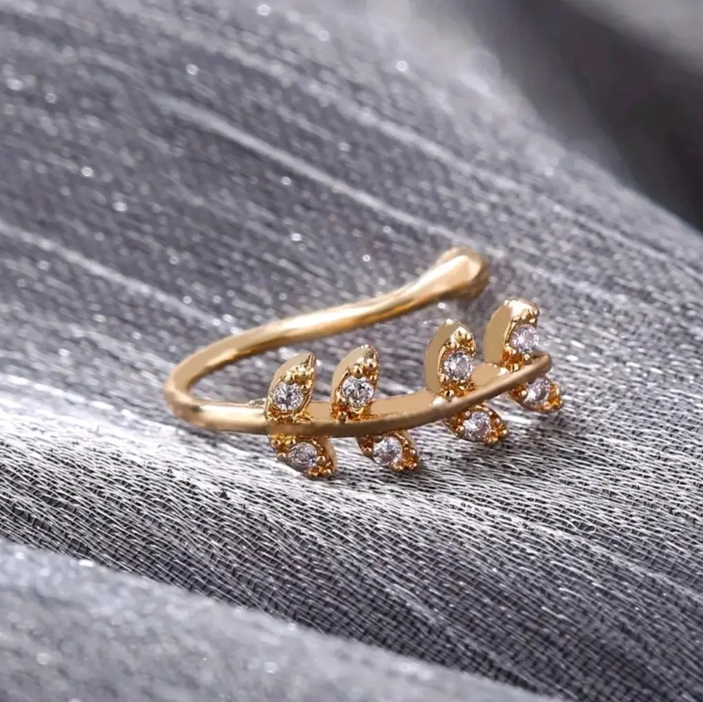 Gold Leaf Nose Ring
