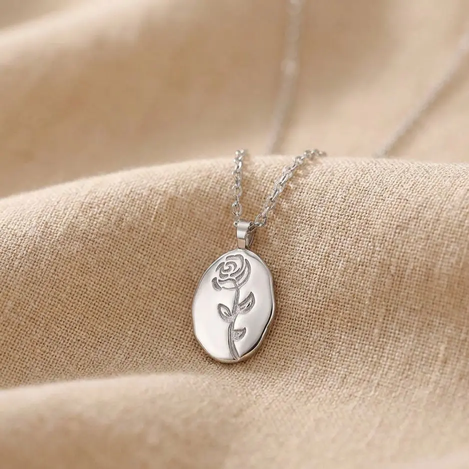 Elegant Rose Pendant Necklace
