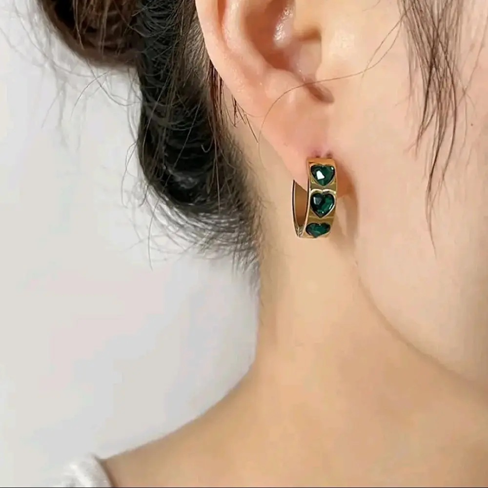 Heart Green Zircon Huggie Hoop Earrings