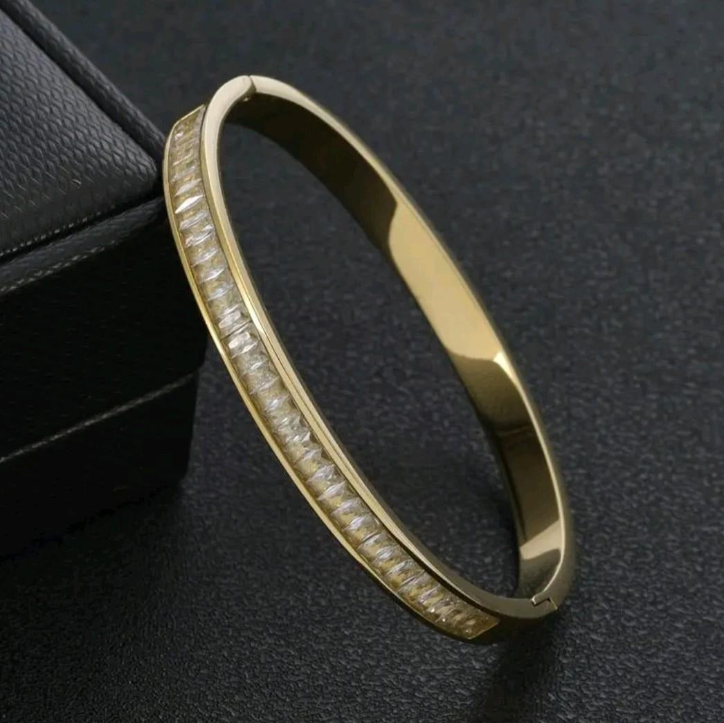 Square Crystal Zircon Inlaid Stainless Steel Gold Plated Bangle For Girls Women.